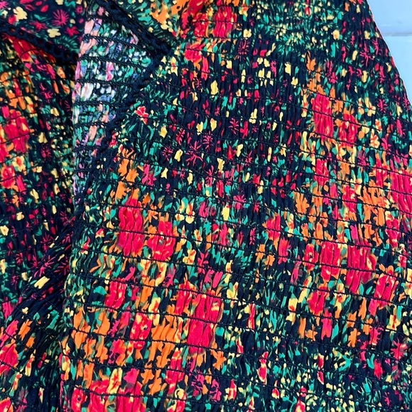 NWT Free People Amelia Printed Blouse Bell Sleeve Blouse $138 Size L - Picture 16 of 16